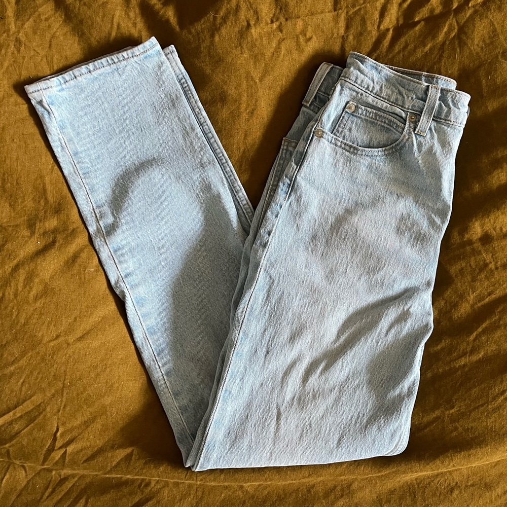 Levi’s 70s High Rise Slim Straight Jeans (Marin Hits - Light Wash)